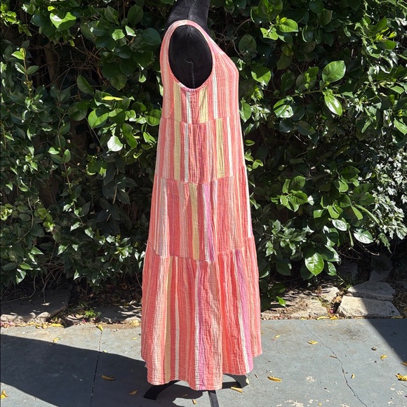 Marine layer Corinne Maxi Dress in Red Variegated Stripe Size Small - Picture 7 of 11